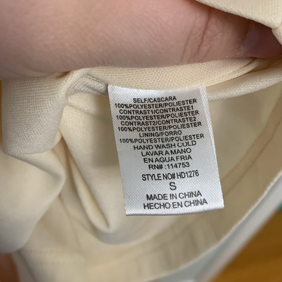 Women’s long flowy prom or fancy dress to wedding - Picture 8 of 9